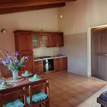 Casale Di Valle Fredda Pensión Itri