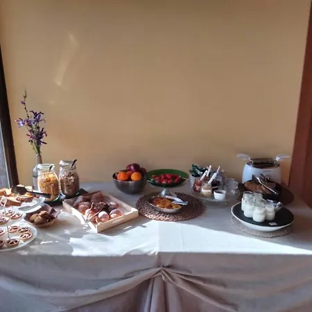 Casale Di Valle Fredda Affittacamere 4*