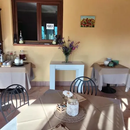Casale Di Valle Fredda 4*